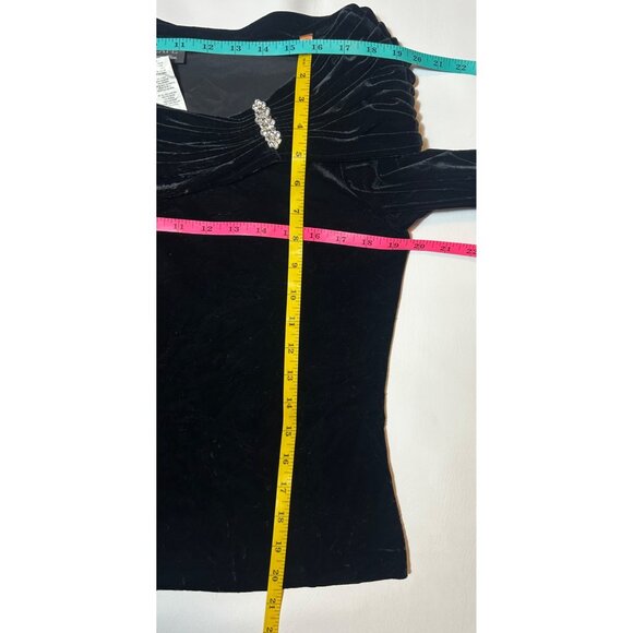 Xscape By Joanna Chen Black Velvet Off-Shoulder Top Lg Elegant Cocktail Party - Picture 7 of 9